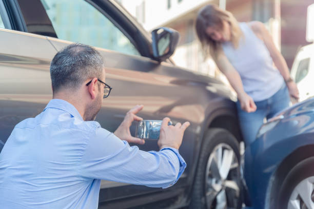 Professional Car Insurance Near Me technician working in Durant, IA